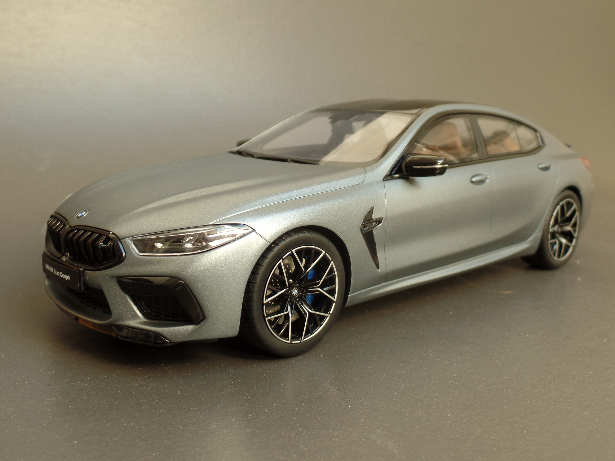 bmwM8GCc