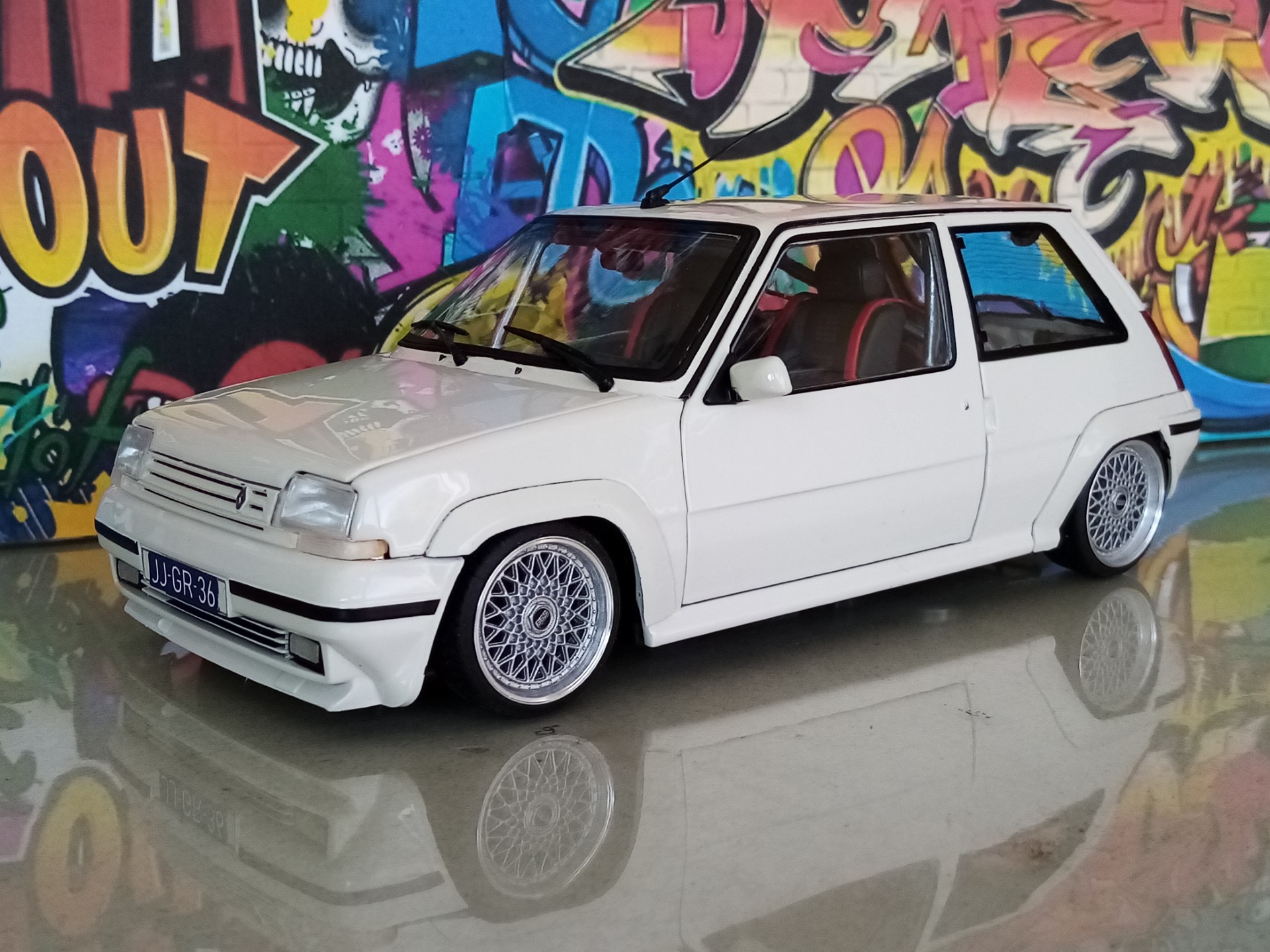 renaultR5GTt